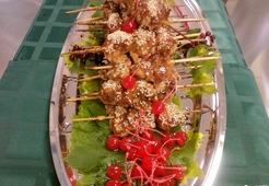 Шашлычок куриный с соусом вишневым