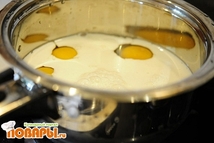 Шаг 4: Теперь можно начать готовить Пасху. …