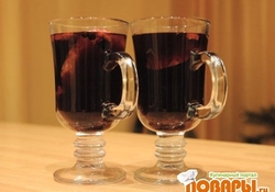 Рецепт: Глинтвейн по рецепту старинной кухни