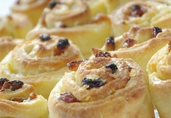 Венок - булочки в фольге