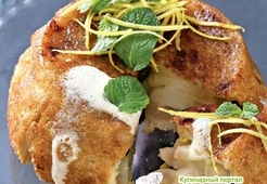 Шарлотка с грушами и ромашковым кремом 