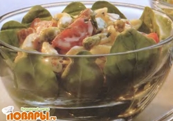 Рецепт: Салат из копченой ветчины с пенне