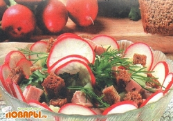 Рецепт: Салат с мясным паштетом и гренками