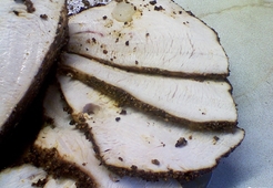 Карбонат из грудки индейки "Пальчики оближешь"