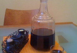 Вишнево-медовая  наливка