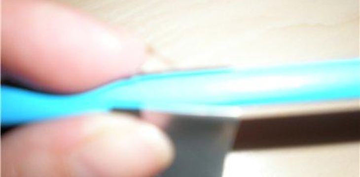 Шаг №5 МК Вырубка для цветов от Ирен