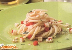 Рецепт: Макароны с крабовыми палочками