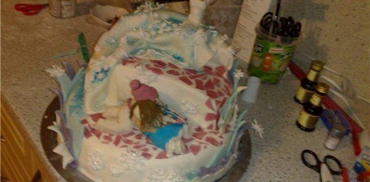 Шаг №8 Торт "В замке Снежной королевы" от darya1987