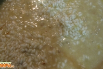 Шаг 4: Сюда же, когда лук будет …