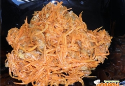 Корейская морковь с мясом