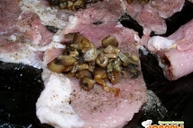 Шаг 1: Отбивную нарезать на порционные кусочки, …