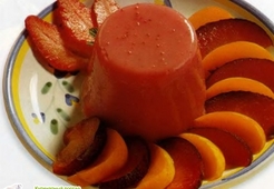 Желе из клубники и йогурта 