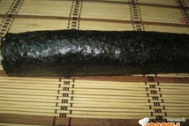 Шаг 6: Свернуть рулет. Таким же способом …