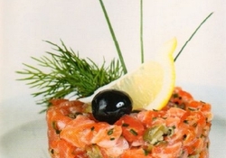 Рецепт: Тартар из лосося