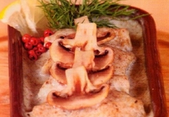 Треска под соусом бешамель