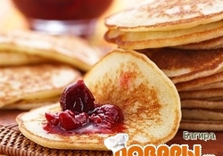 Рецепт: Оладьи с ягодным джемом