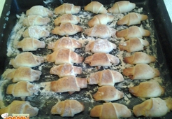 Рогалики со сгущенкой