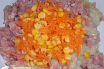 Шаг 1: Снять шкурку, оставив кончик косточки. …