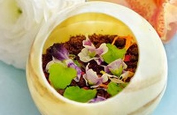 Где лепесток встречается с сахаром...