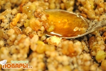 Шаг 5: Теперь можно добавить мед, все …