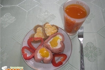 Шаг 1: Хлебушек с одной стороны обжариваем …