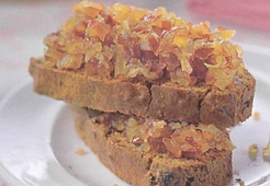 Банановый хлеб с финиковым чатни