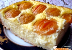 Творожный пирог с абрикосами