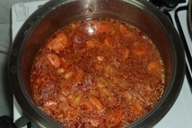 Шаг 5: Доводим до кипения, оставляем тушить …