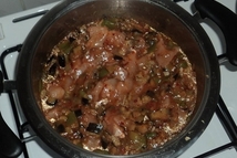 Шаг 4: Помидор на 2 минуты заливаем …