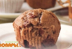 Шоколадные кексы с вишней