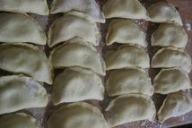 Шаг 5: После чего, раскатать в пласт …