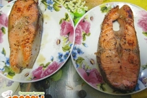 Шаг 4: Обжарить стейки на растительном масле …