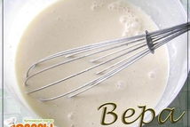 Шаг 1: Слегка взбить яйца с сах. …