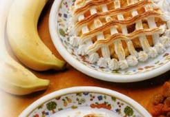 Бананы под безе 