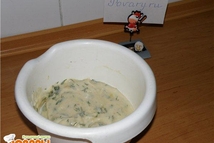 Шаг 1: Выкладываем тесто, пусть размораживается. Отвариваем …