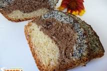 Шаг 3: Форму для выпечки смазать маслом …