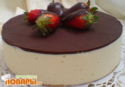 Рецепт: Птичье молоко с тертым шоколадом и черносливом