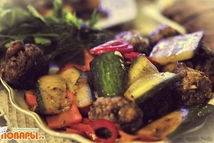 Шаг 3: Теперь добавьте наши жаренные котлетки, …