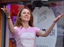 Вертолет-официант!