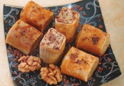 Ролл с грецкими орехами