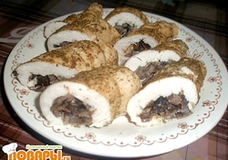 Рецепт: Куриный рулет с опятами в пароварке