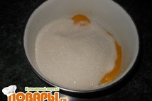 Шаг 2: Белки отделить от желтков. Желтки …