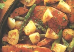 Рецепт: Курица, тушенная с луком