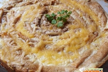 Шаг 4: Готовим заливку. Смешиваем муку, яйца, …