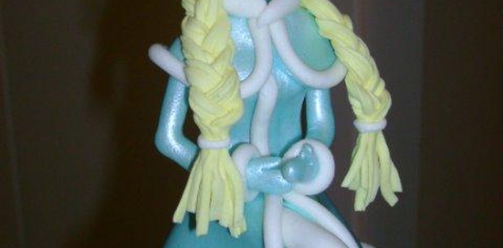 Шаг №20 МК Снегурочка из мастики от Annula