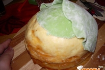 Шаг 5: Добавляем пищевой зеленый краситель. Ну …