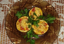 Рецепт: Кабачки с овощной начинкой