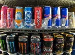 Что будет, если пить по 5 банок энергетика в день