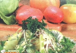 Рецепт: Салат мясной с капустой и картофелем