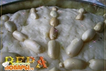 Шаг 4: Обмять тесто 5 минут, скатать …